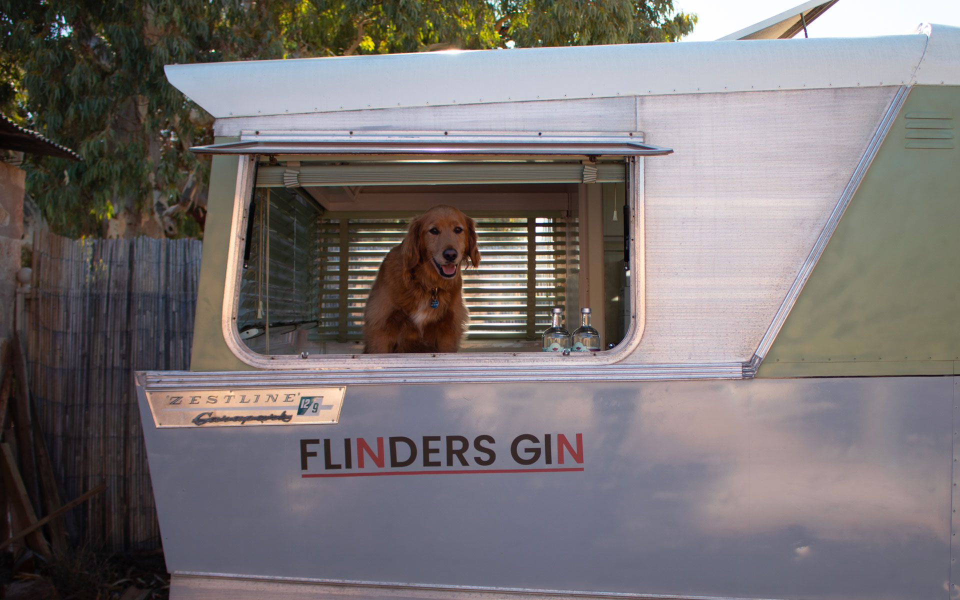 Flinders Gin - Ernie the Distillery Dog and Howard Van
